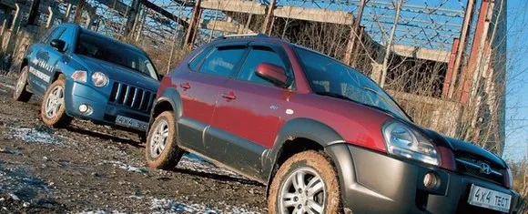 Міська орієнтація | JEEP COMPASS vs HYUNDAI TUCSON