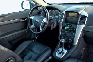 Chevrolet Captiva – V6 робочим об'ємом 3.2 літра