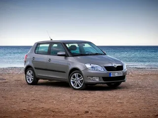 Режим очікування. Знайомимося з оновленими моделями Skoda Fabia та Skoda Roomster
