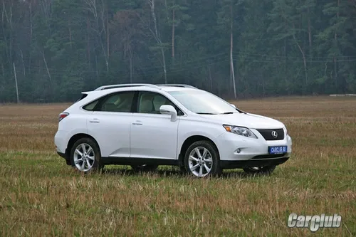 Тест-драйв Lexus RX350: синонім комфорту