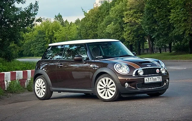 Mini Cooper S Mayfair.