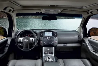 Рестайлінг Nissan Pathfinder і Navara