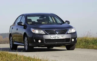 Renault Latitude.