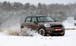 Mini-Пух. Копаемся в опилках кроссовера Mini Cooper S Countryman