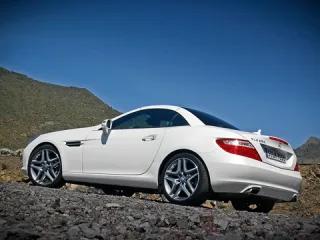 Sportlichkeit. Determining the gender of the Mercedes-Benz SLK roadster