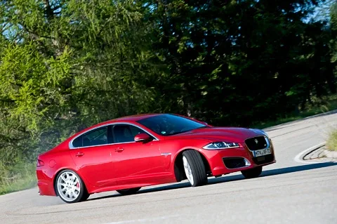 Without glasses. We look into the squinting eyes of the updated Jaguar XF sedan