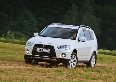 And again hello. Recalling the three-liter Mitsubishi Outlander XL