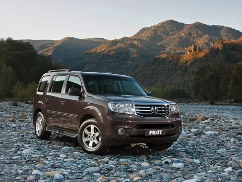 Можем, но не хотим. Узнаём об отношении к рынку от кроссовера Honda Pilot