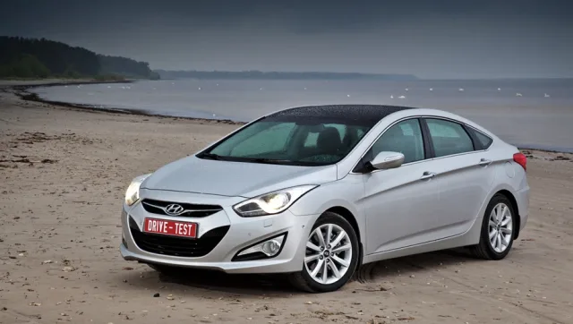 Разбираемся, в чём смысл седана Hyundai i40