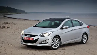 Разбираемся, в чём смысл седана Hyundai i40