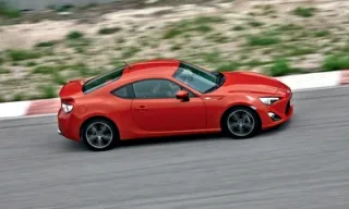 Toyota GT86. Вперед, до витоків!