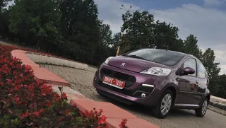 Сверяем хэтчбек Peugeot 107 с полноценным автомобилем