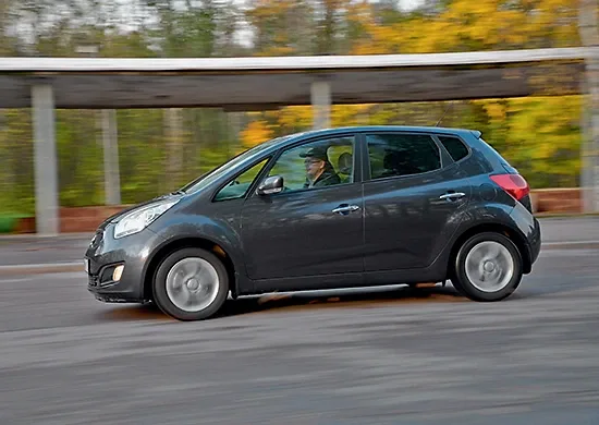 З озброєнням: тест Kia Venga 1.6 4АТ