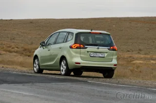 Тест-драйв Opel Zafira Tourer: не, стесняйтесь