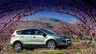 We are tracking the trajectory of an arrow named Ford Kuga second generation