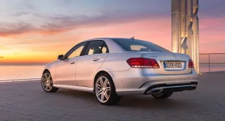 Looking for a common denominator among different versions of the Mercedes E-Class model