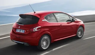 Дотрагиваемся до«горячего» хэтчбека Peugeot 208 GTi
