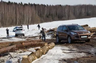 Тест Ford Kuga на підмосковному бездоріжжі