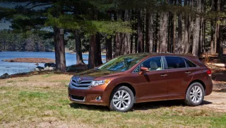 Лавіруємо між класами на всюдиході Toyota Venza