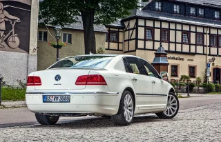 We portray underground oligarchs in a Volkswagen Phaeton sedan