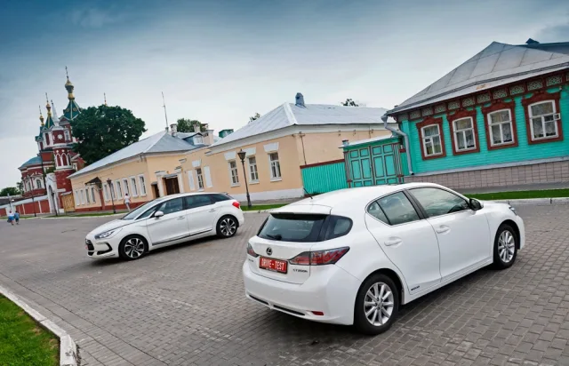 Змішуємо та збовтуємо преміум-хетчбеки Citroen DS5 і Lexus CT 200h