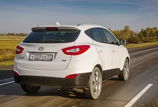 Вдивляємось у нові очі кросовера Hyundai ix35