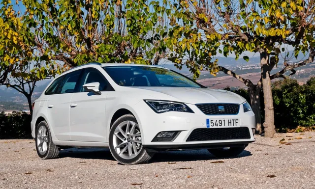 Підкорюємо гору Монсеррат на універсалі Seat Leon ST