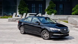 Test Lifan 820 in China