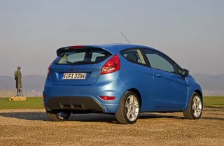 Автомобилка. Запоминаем, чем Ford Fiesta отличается от телефона