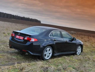 Двоготовність. Чи готові Citroen C5 та Honda Accord кинути виклик Audi A4?