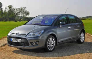 Пора продавать. Узнаём, как обновлённый Citroen C4 собирается завоевать Россию