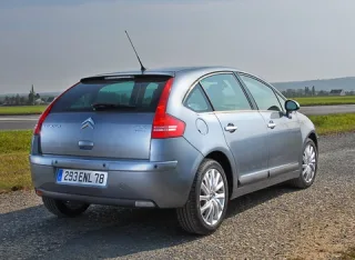 Пора продавать. Узнаём, как обновлённый Citroen C4 собирается завоевать Россию