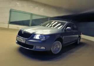 Роздвоєння. Вивчаємо з усіх боків седанохетчбек Skoda Superb
