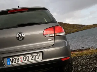 Slave of the lamp. We rub a new Volkswagen Golf from all sides