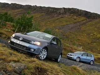 Slave of the lamp. We rub a new Volkswagen Golf from all sides
