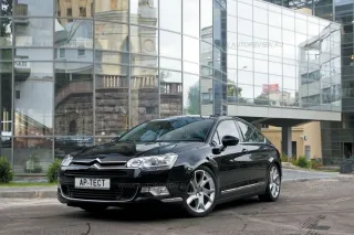 Важкий міст. Citroen C5, Ford Mondeo, Volkswagen Passat