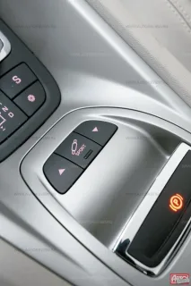 Важкий міст. Citroen C5, Ford Mondeo, Volkswagen Passat