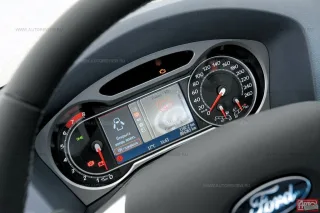 Важкий міст. Citroen C5, Ford Mondeo, Volkswagen Passat