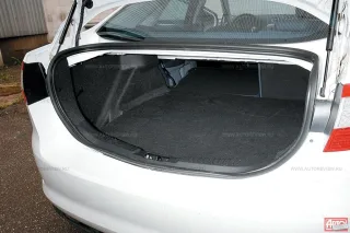 Важкий міст. Citroen C5, Ford Mondeo, Volkswagen Passat