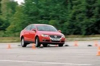 Важкий міст. Citroen C5, Ford Mondeo, Volkswagen Passat