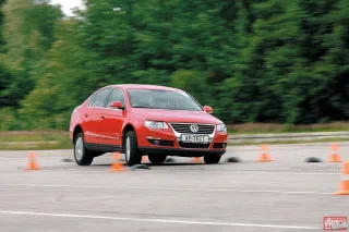 Важкий міст. Citroen C5, Ford Mondeo, Volkswagen Passat