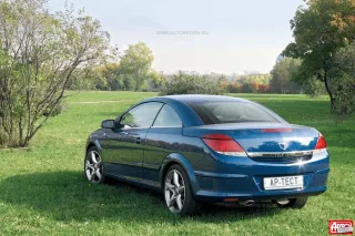 Windy. Ford Focus Coupe-Cabriolet, Opel Astra TwinTop, Volkswagen Eos and Volvo C70
