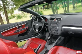 Windy. Ford Focus Coupe-Cabriolet, Opel Astra TwinTop, Volkswagen Eos and Volvo C70