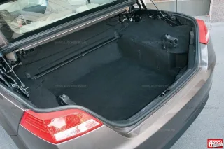 Windy. Ford Focus Coupe-Cabriolet, Opel Astra TwinTop, Volkswagen Eos and Volvo C70