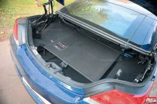 Windy. Ford Focus Coupe-Cabriolet, Opel Astra TwinTop, Volkswagen Eos and Volvo C70