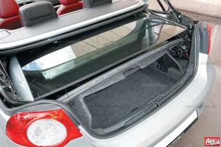 Windy. Ford Focus Coupe-Cabriolet, Opel Astra TwinTop, Volkswagen Eos and Volvo C70