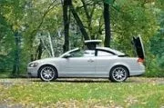Windy. Ford Focus Coupe-Cabriolet, Opel Astra TwinTop, Volkswagen Eos and Volvo C70