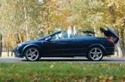 Windy. Ford Focus Coupe-Cabriolet, Opel Astra TwinTop, Volkswagen Eos and Volvo C70