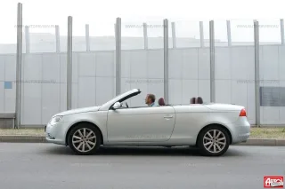 Windy. Ford Focus Coupe-Cabriolet, Opel Astra TwinTop, Volkswagen Eos and Volvo C70