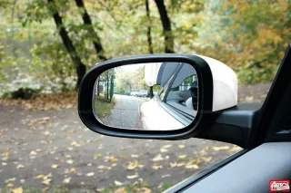 Windy. Ford Focus Coupe-Cabriolet, Opel Astra TwinTop, Volkswagen Eos and Volvo C70